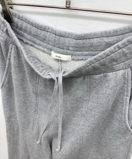 anuke（アンヌーク）anuke (アンヌーク) Wide Sweat Pants グレー サイズ:36の古着・服飾アイテム