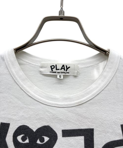 PLAY COMME des GARCONS（プレイコムデギャルソン）PLAY COMME des GARCONS (プレイコムデギャルソン) プリントTシャツ ホワイト サイズ:Sの古着・服飾アイテム