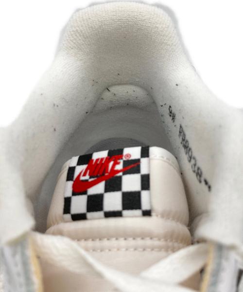 NIKE（ナイキ）NIKE (ナイキ) ローカットスニーカー ホワイト サイズ:US9の古着・服飾アイテム