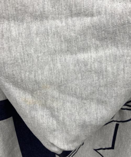 Champion REVERSE WEAVE（チャンピオン リバース ウィーブ）Champion REVERSE WEAVE (チャンピオン リバース ウィーブ) リバースウィーブスウェットパーカー グレー サイズ:X-LARGEの古着・服飾アイテム