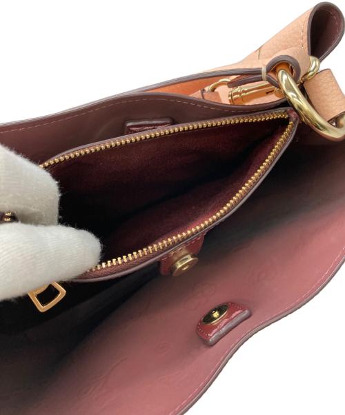 COACH（コーチ）COACH (コーチ) タウンバケット ショルダーバッグ アイボリーの古着・服飾アイテム