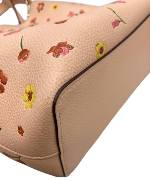 COACH（コーチ）COACH (コーチ) タウンバケット ショルダーバッグ アイボリーの古着・服飾アイテム