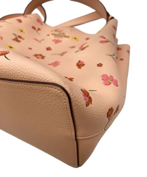 COACH（コーチ）COACH (コーチ) タウンバケット ショルダーバッグ アイボリーの古着・服飾アイテム