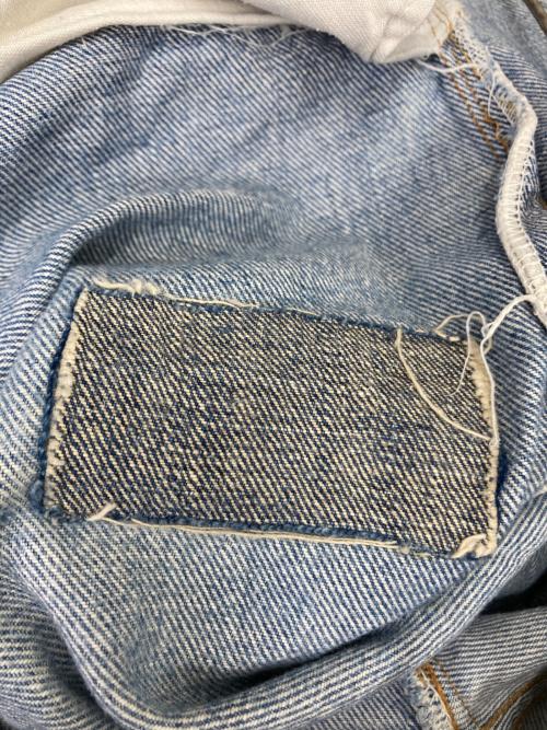 LEVI'S（リーバイス）LEVI'S (リーバイス) デニムパンツ インディゴ サイズ:106cm (W42)の古着・服飾アイテム