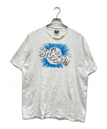 stussy（ステューシー）の古着「グラフィックTシャツ」｜ホワイト