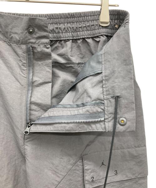 NIKE（ナイキ）NIKE (ナイキ) AIR JORDAN (エア ジョーダン) ENGINEERED MENS TRACK PANT グレー サイズ:Ｓの古着・服飾アイテム
