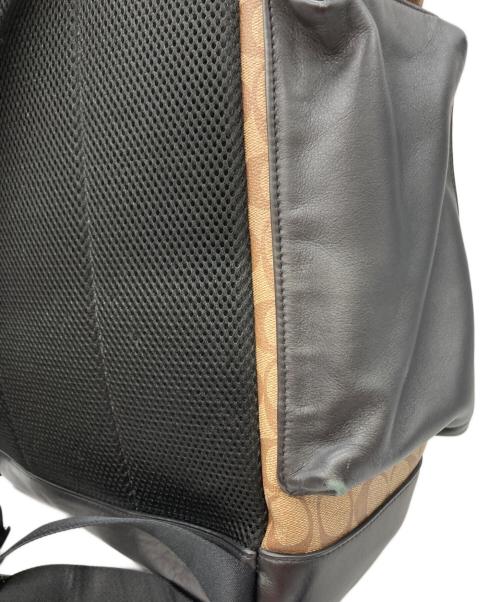 COACH（コーチ）COACH (コーチ) Ranger Backpack in Signature Canvas ブラック×ベージュの古着・服飾アイテム