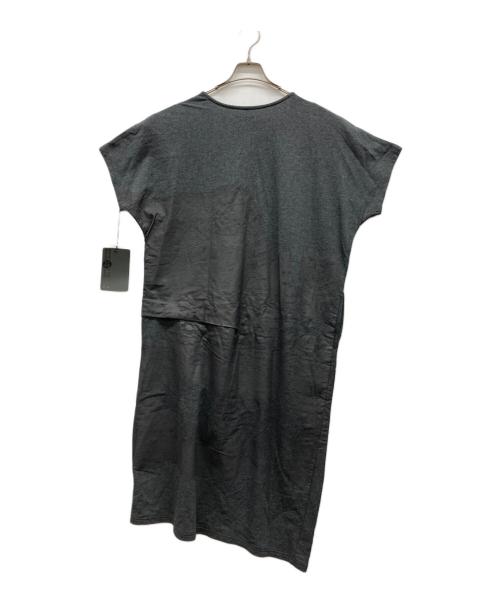 MOYURU（モユル）MOYURU (モユル) 半袖ワンピース グレー サイズ:40 未使用品の古着・服飾アイテム