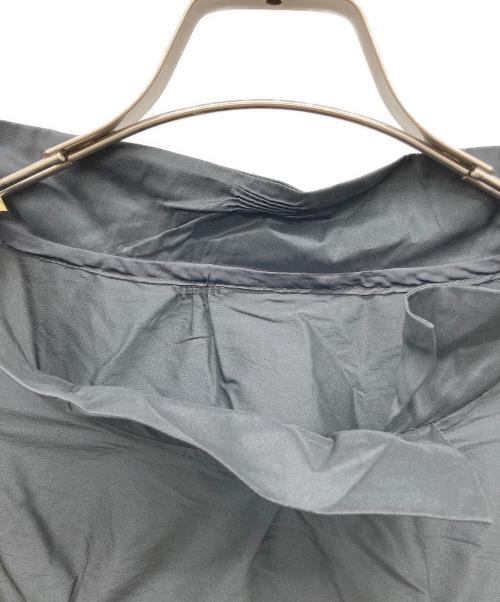 慈雨（ジウ）慈雨 (ジウ) ノースリーブワンピース ブラック サイズ:40の古着・服飾アイテム