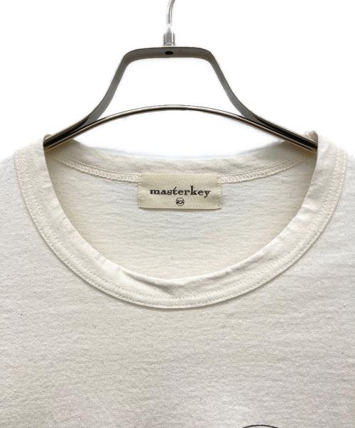 masterkey（マスターキー）masterkey (マスターキー) プリントTシャツ アイボリー サイズ:1の古着・服飾アイテム