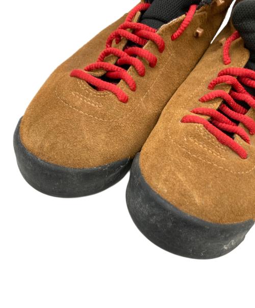 NIKE（ナイキ）NIKE (ナイキ) ハイカットスニーカー ブラウン サイズ:US10.5の古着・服飾アイテム