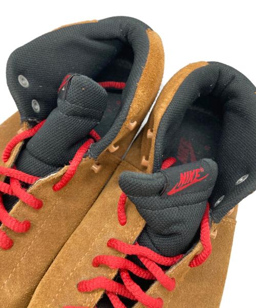 NIKE（ナイキ）NIKE (ナイキ) ハイカットスニーカー ブラウン サイズ:US10.5の古着・服飾アイテム