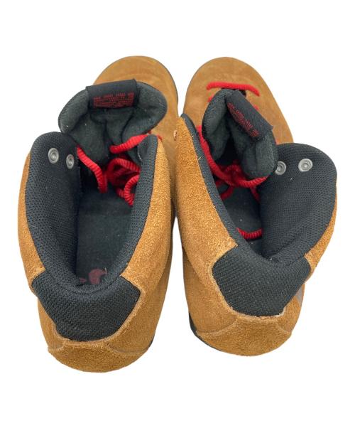 NIKE（ナイキ）NIKE (ナイキ) ハイカットスニーカー ブラウン サイズ:US10.5の古着・服飾アイテム
