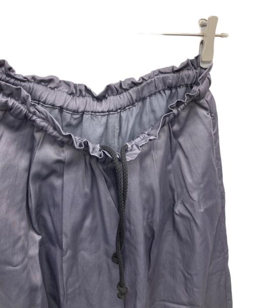 SUZUKI TAKAYUKI（スズキタカユキ）SUZUKI TAKAYUKI (スズキタカユキ) gathered pants グレー サイズ:なしの古着・服飾アイテム