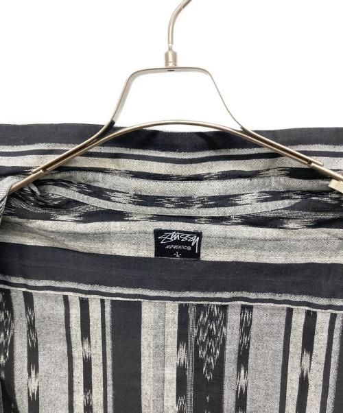 stussy（ステューシー）stussy (ステューシー) 半袖ストライプシャツ ブラック サイズ:Ｌの古着・服飾アイテム