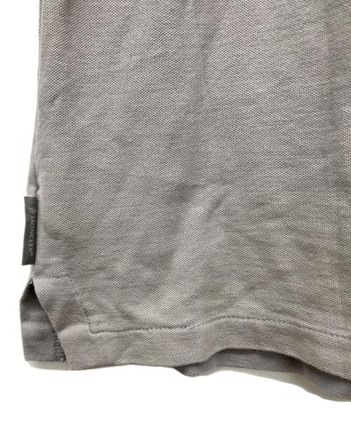 MONCLER（モンクレール）MONCLER (モンクレール) 立体襟ポロシャツ MAGLIA POLO グレー サイズ:Mの古着・服飾アイテム