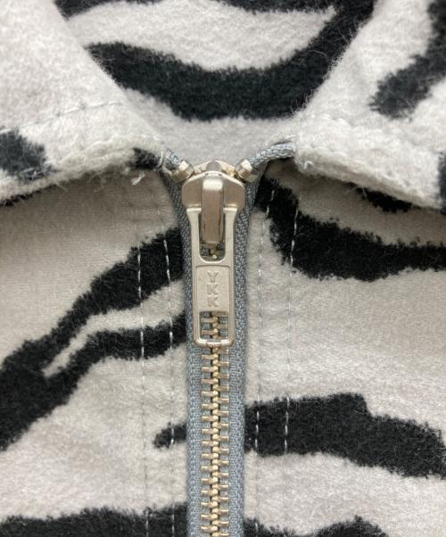 SUPREME（シュプリーム）Supreme (シュプリーム) Mole skin work jacket グレー×ブラック サイズ:Mの古着・服飾アイテム