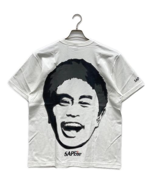 SAPEur（サプール）SAPEur (サプール) SAPEur MASATOSHI HAMADA 印鑑LOGO S/S TEE ホワイト サイズ:M 38-40の古着・服飾アイテム