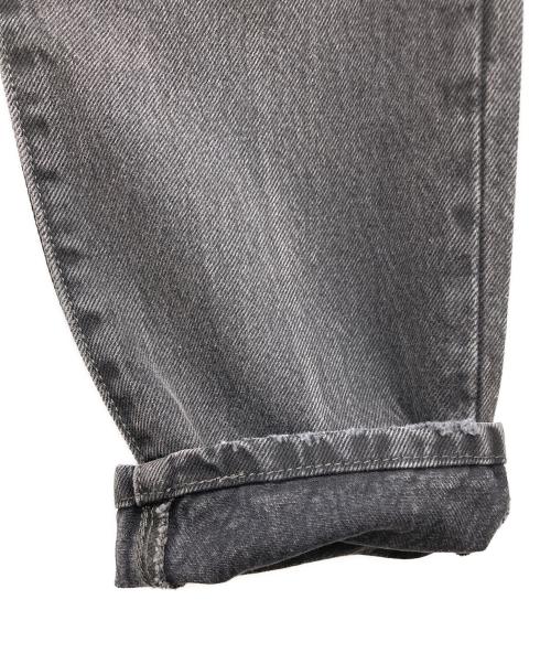 LEVI'S（リーバイス）LEVI'S (リーバイス) デニムパンツ ブラック サイズ:W25の古着・服飾アイテム