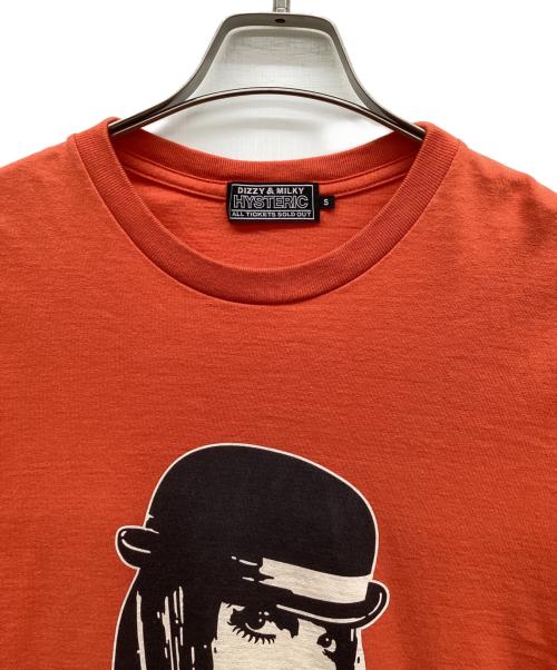 Hysteric Glamour（ヒステリックグラマー）Hysteric Glamour (ヒステリックグラマー) HYS PLUS Tシャツ オレンジ サイズ:Sの古着・服飾アイテム