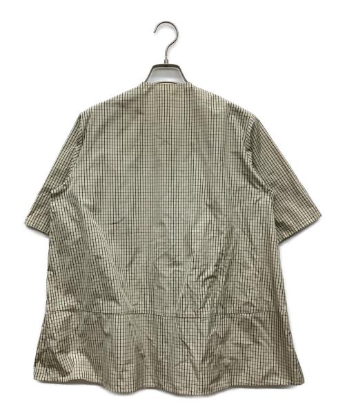 Shosh（ショッシュ）Shosh (ショッシュ) アシンメトリーノーカラーブラウス ベージュ サイズ:1の古着・服飾アイテム