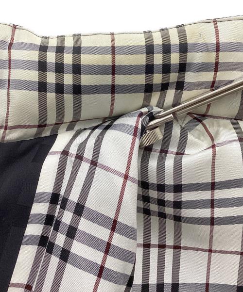 BURBERRY BLACK LABEL（バーバリーブラックレーベル）BURBERRY BLACK LABEL (バーバリーブラックレーベル) ジャケット ブラック サイズ:Mの古着・服飾アイテム