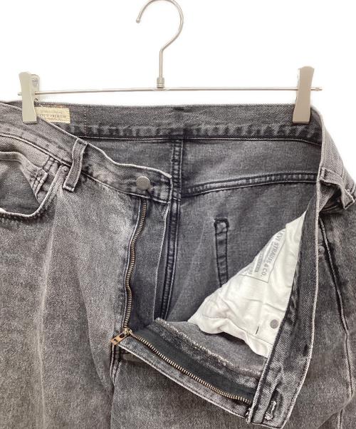 LEVI'S（リーバイス）LEVI'S (リーバイス) 568 STAY LOOSE ブラック サイズ:W36 L32の古着・服飾アイテム