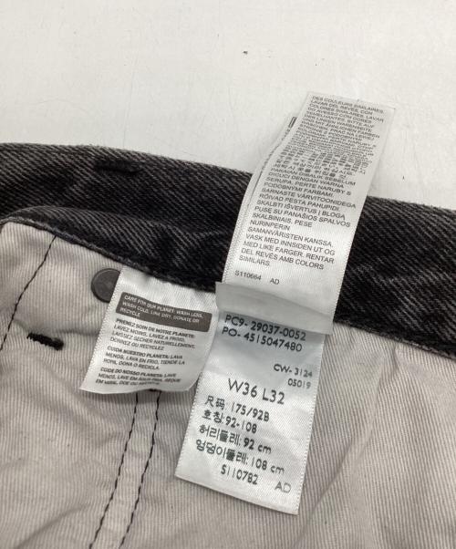 LEVI'S（リーバイス）LEVI'S (リーバイス) 568 STAY LOOSE ブラック サイズ:W36 L32の古着・服飾アイテム