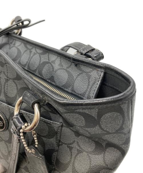 COACH（コーチ）COACH (コーチ) シグネチャートートバッグ ブラックの古着・服飾アイテム