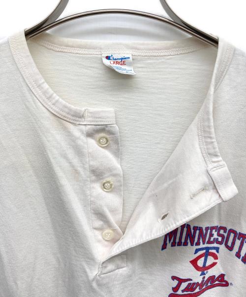 Champion（チャンピオン）Champion (チャンピオン) ヘンリーネックカットソー ホワイト サイズ:LARGEの古着・服飾アイテム