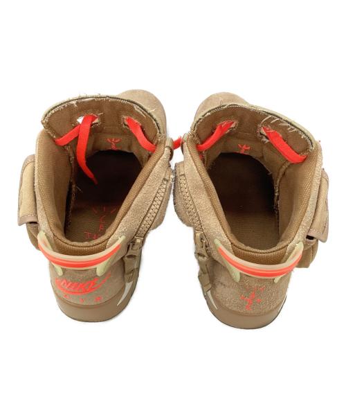 NIKE（ナイキ）NIKE (ナイキ) TRAVIS SCOTT (トラヴィススコット) AIR JORDAN 6 RETRO ベージュ サイズ:US8の古着・服飾アイテム