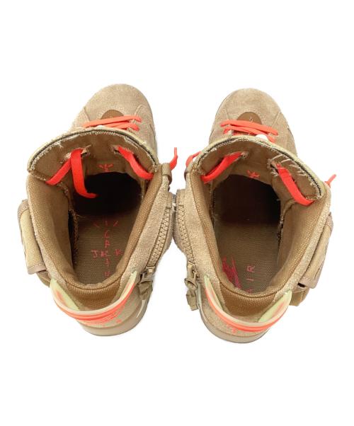 NIKE（ナイキ）NIKE (ナイキ) TRAVIS SCOTT (トラヴィススコット) AIR JORDAN 6 RETRO ベージュ サイズ:US8の古着・服飾アイテム