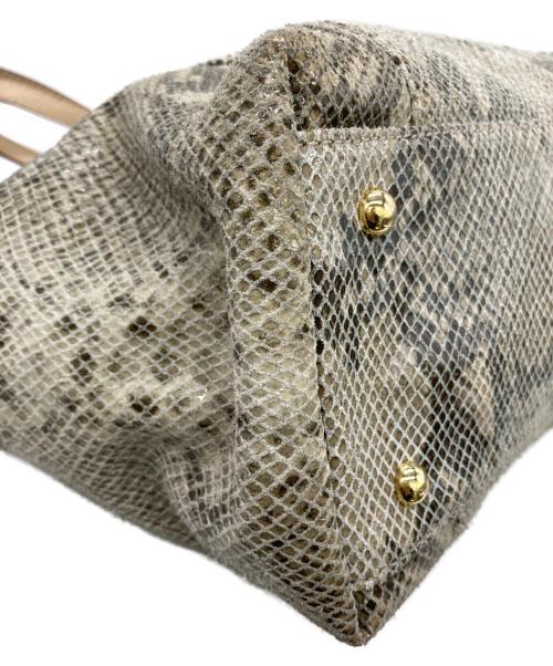 MICHAEL KORS（マイケルコース）MICHAEL KORS (マイケルコース) パイソン柄ハンドバッグ ベージュの古着・服飾アイテム