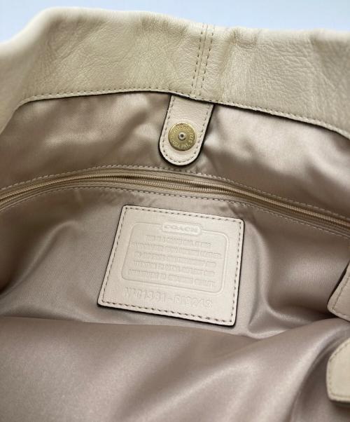 COACH（コーチ）COACH (コーチ) ハンドバッグ ベージュの古着・服飾アイテム