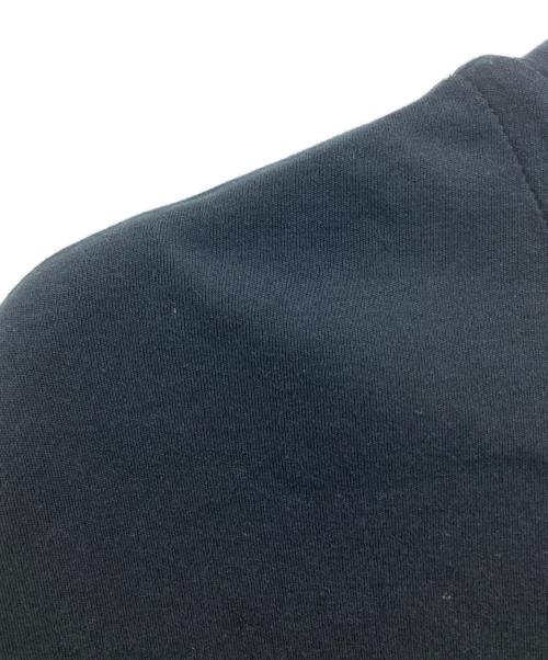 PRADA（プラダ）PRADA (プラダ) トライアングルロゴプレートTシャツ ブラック サイズ:Mの古着・服飾アイテム