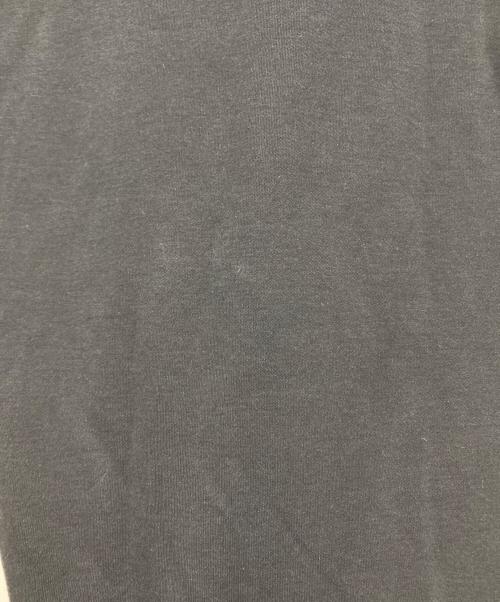 PRADA（プラダ）PRADA (プラダ) トライアングルロゴプレートTシャツ ブラック サイズ:Mの古着・服飾アイテム