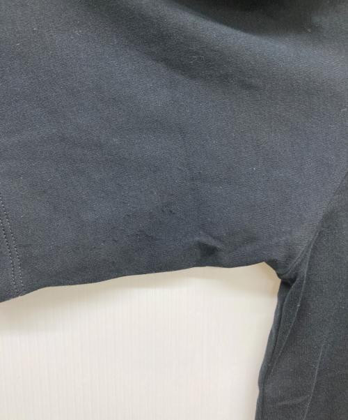 PRADA（プラダ）PRADA (プラダ) トライアングルロゴプレートTシャツ ブラック サイズ:Mの古着・服飾アイテム