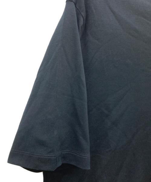 PRADA（プラダ）PRADA (プラダ) トライアングルロゴプレートTシャツ ブラック サイズ:Mの古着・服飾アイテム