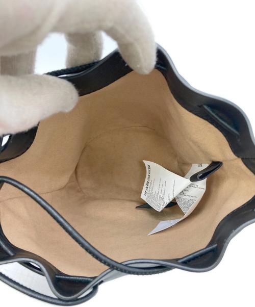 Maison Margiela（メゾンマルジェラ）Maison Margiela (メゾンマルジェラ) TABI BUCKET BAG ブラックの古着・服飾アイテム