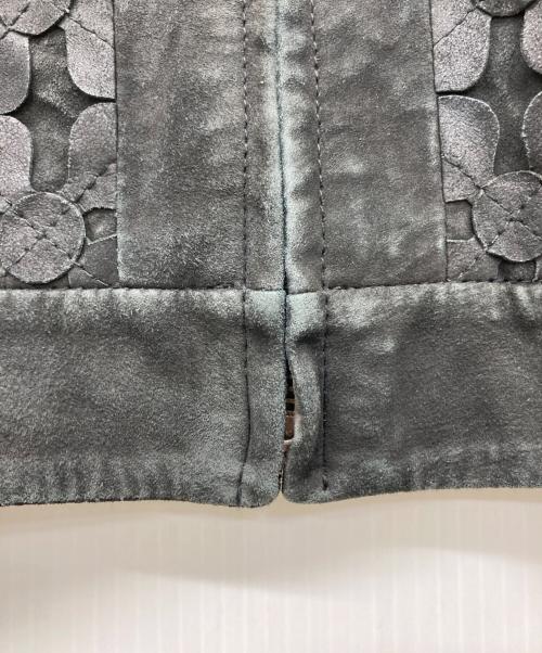WEEKEND Max Mara（ウィークエンド マックスマーラ）Weekend Max Mara (ウィークエンド マックスマーラ) goat leather flower motif zip up short length jacket ブラック サイズ:36の古着・服飾アイテム