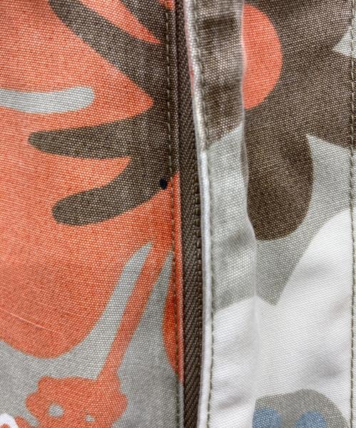 stussy（ステューシー）stussy (ステューシー) 花柄サーフパンツ ベージュ サイズ:30の古着・服飾アイテム