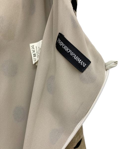 EMPORIO ARMANI（エンポリオ アルマーニ）EMPORIO ARMANI (エンポリオ アルマーニ) ドット柄レーヨンワンピース ベージュ サイズ:40の古着・服飾アイテム