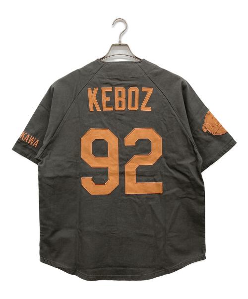 KEBOZ（ケボズ）KEBOZ (ケボズ) ベースボールシャツ グレー サイズ:Ｍの古着・服飾アイテム