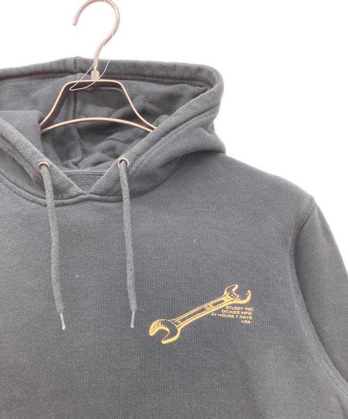 stussy（ステューシー）stussy (ステューシー) Dickies (ディッキーズ) ワンポイントプリントパーカー ブラック サイズ:Mの古着・服飾アイテム