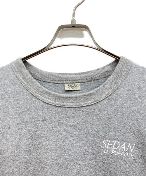 SEDAN ALL-PURPOSE（セダンオールパーパス）SEDAN ALL-PURPOSE (セダンオールパーパス) BASEBALL TEE グレー サイズ:Mの古着・服飾アイテム