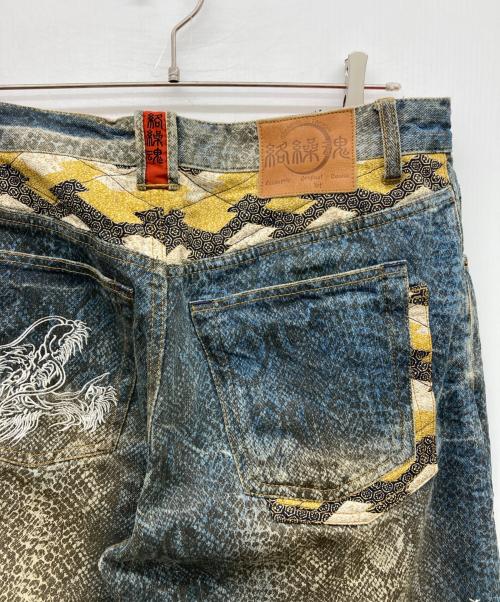 絡繰魂 流儀（カラクリタマシイ リュウギ）絡繰魂 流儀 (カラクリタマシイ リュウギ) 刺繍ジーンズ インディゴ サイズ:36の古着・服飾アイテム