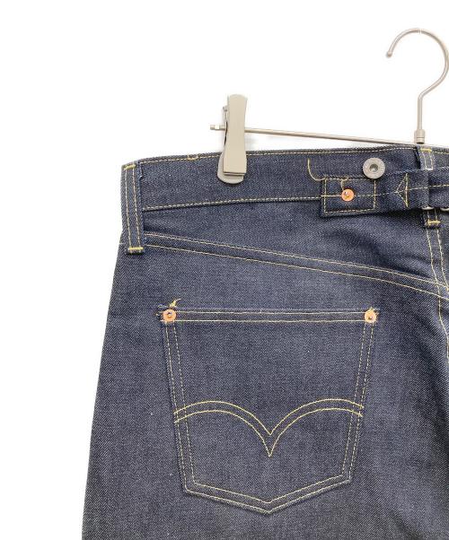LEVI'S（リーバイス）LEVI'S (リーバイス) デニムパンツ フラッシャー付き インディゴ サイズ:W36 未使用品の古着・服飾アイテム