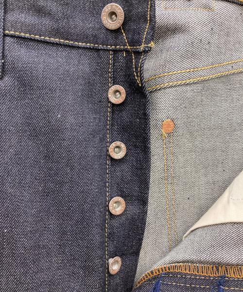 LEVI'S（リーバイス）LEVI'S (リーバイス) デニムパンツ フラッシャー付き インディゴ サイズ:W36 未使用品の古着・服飾アイテム