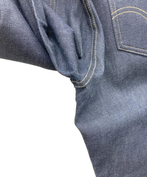 LEVI'S（リーバイス）LEVI'S (リーバイス) デニムパンツ フラッシャー付き インディゴ サイズ:W36 未使用品の古着・服飾アイテム