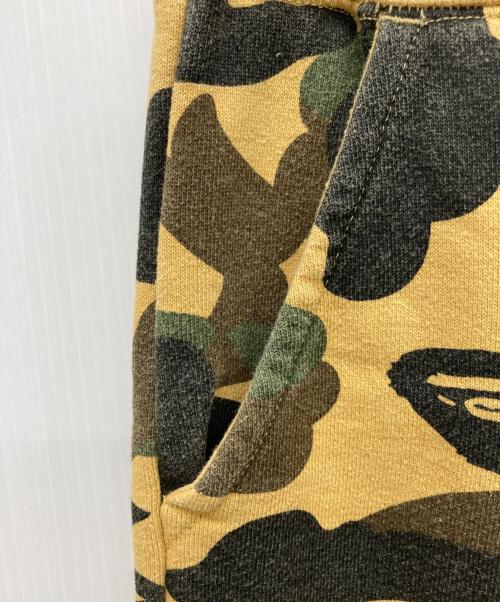 A BATHING APE（アベイシングエイプ）A BATHING APE (アベイシングエイプ) A BATHING APE 1st Camo Shark Slim Sweatpants カーキ サイズ:XSの古着・服飾アイテム